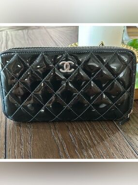 CHANEL Patent Quilted Zip Wallet Black Silver CC Hardware w/ Box EUC